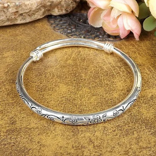 Tibetan Silver Seedling Carved Bracelet